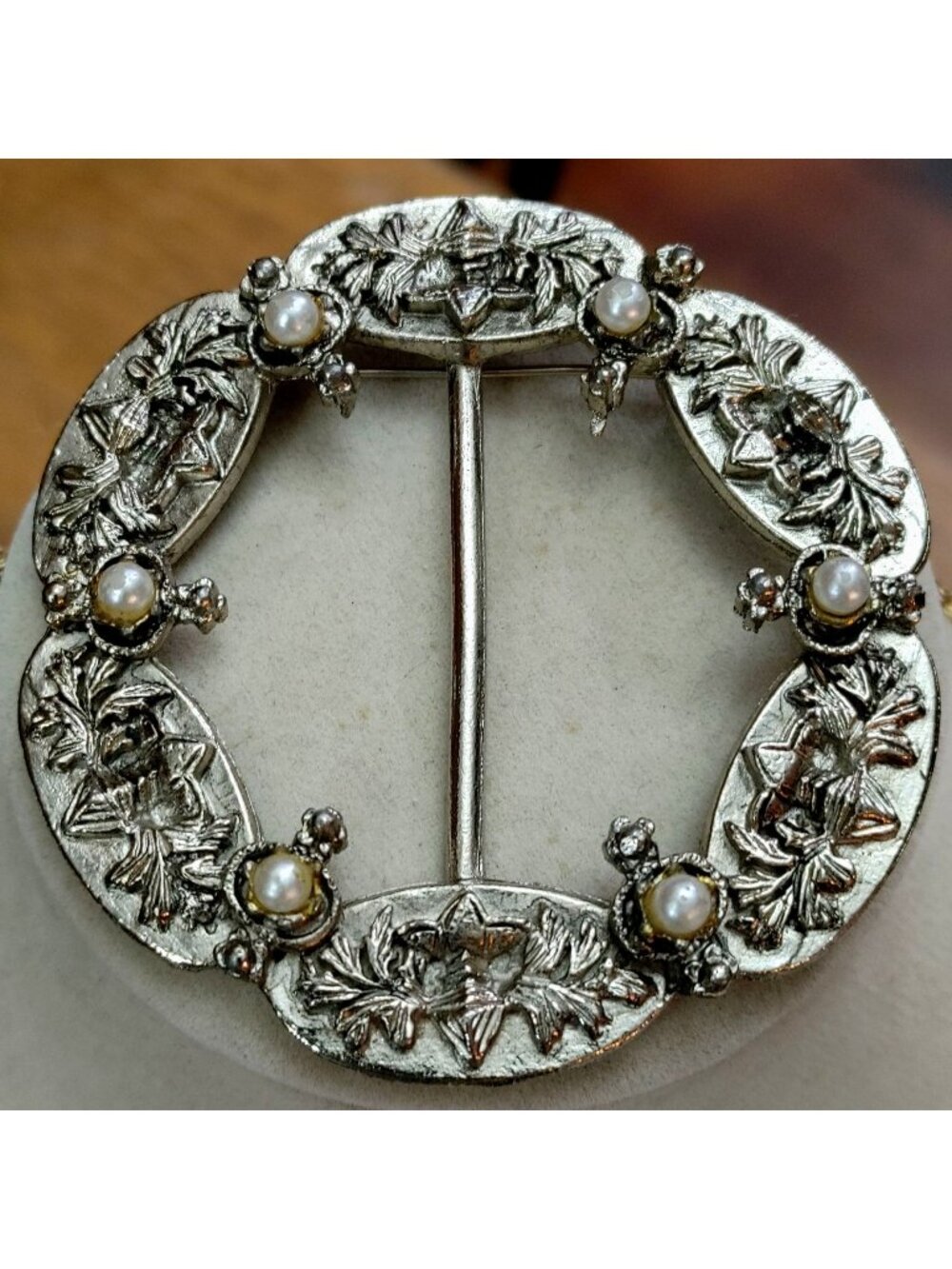 Thistle Scarf  Brooch Pin Vintage Floral Wreath Pearls  Silver Tone Circular